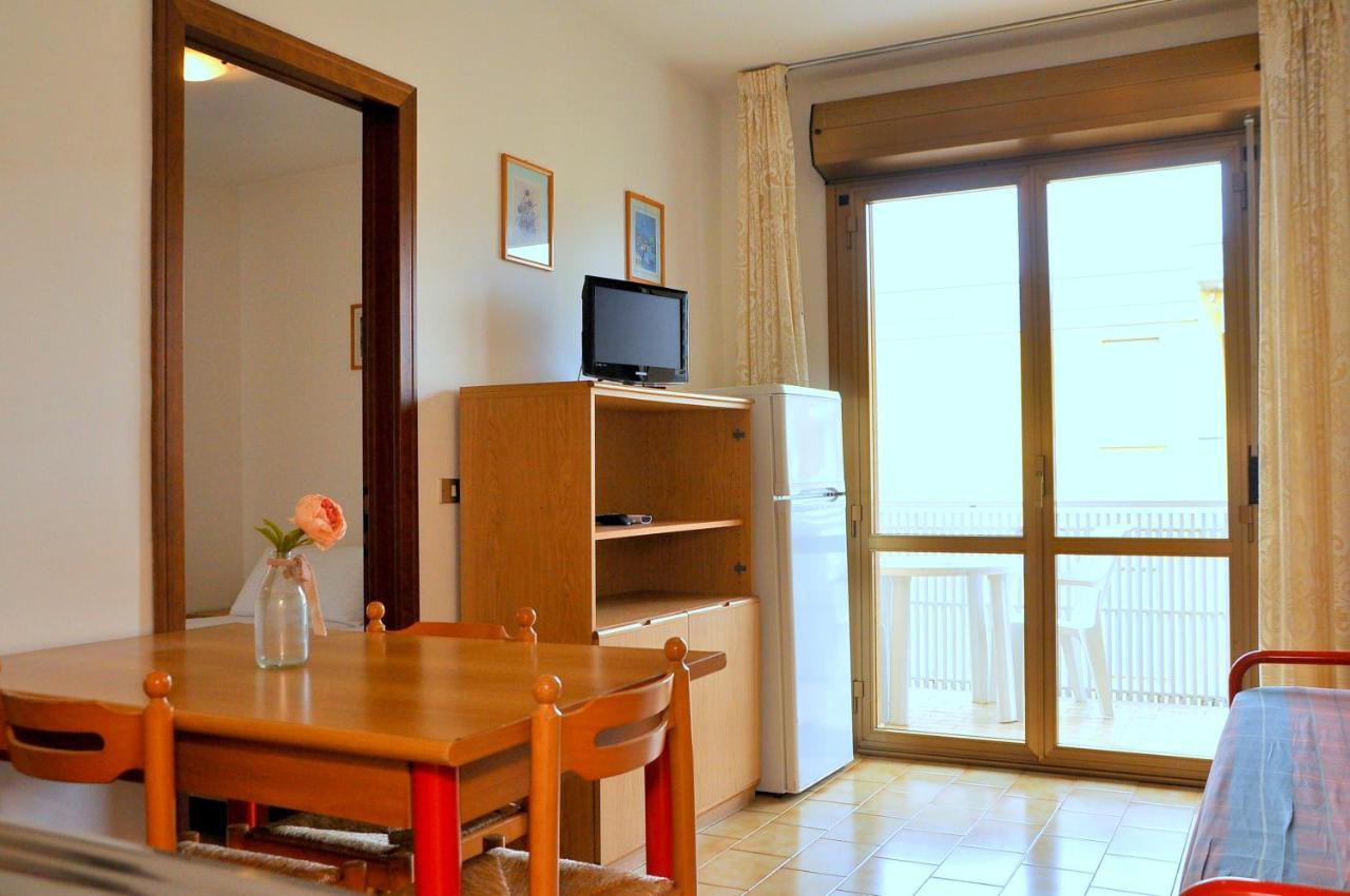 Condominio Fenice Bibione Exterior foto